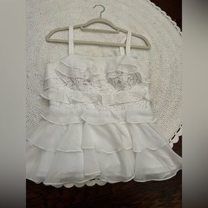 Gorgeous!!! Lilly Pulitzer ruffle blouse white size 6